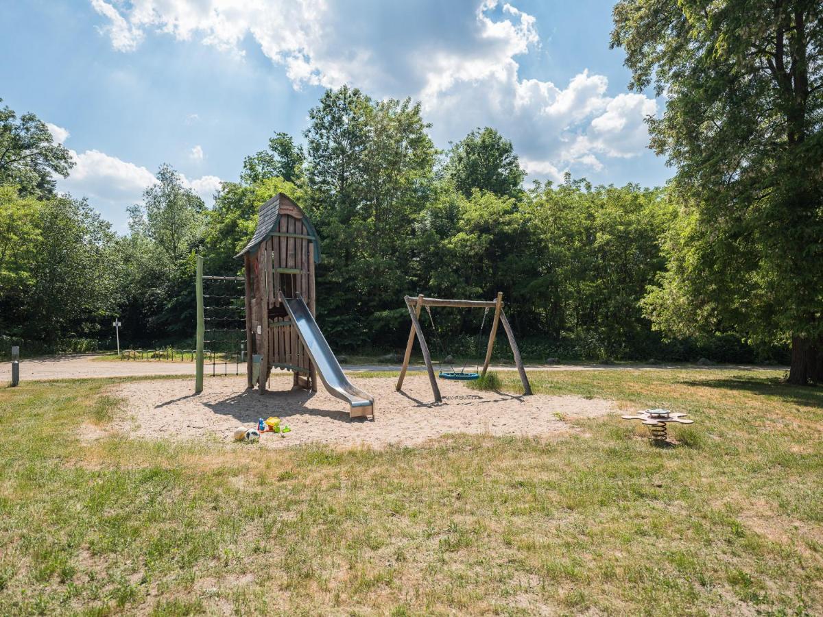 Ferienpark Plauer See Alt Schwerin Exteriör bild